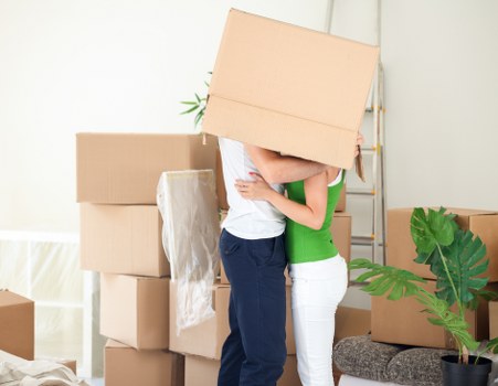Supervisor reviewing safety procedures before a removals task
