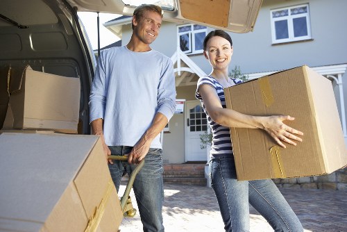 Careful van transport for household items in Dulwich